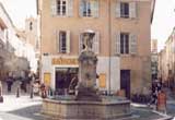 Location Voiture Centre-ville de Aix En Provence, Aix-en-Provence de USD 70.25/jour - France