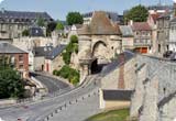 Location Voiture Centre-ville de Laon, Laon - France