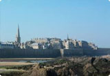 Wynajem Samochodów Saint Malo centrum, Saint Malo Z USD 56.2/dzień - Francja