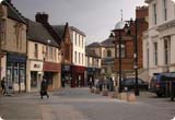 자동차 렌트 Kilmarnock Downtown, Kilmarnock 부터 USD 8.36/일 - United Kingdom