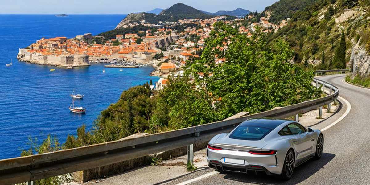 Car Hire Croatia: How tourism seasons shape demand, prices & availability