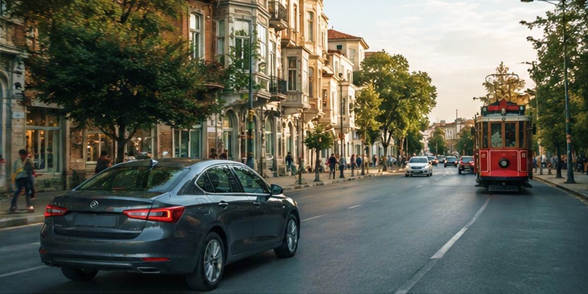 From city streets to hidden gems: Explore Istanbul by car