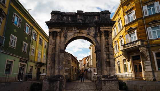 Arch of the Sergii
